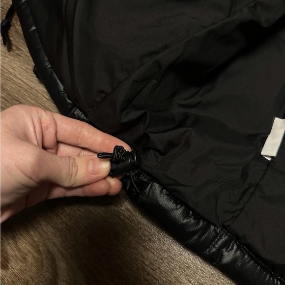 The North Face Women’s 2000 Retro Nuptse Jacket Black Size: Medium NWT - Picture 8 of 14